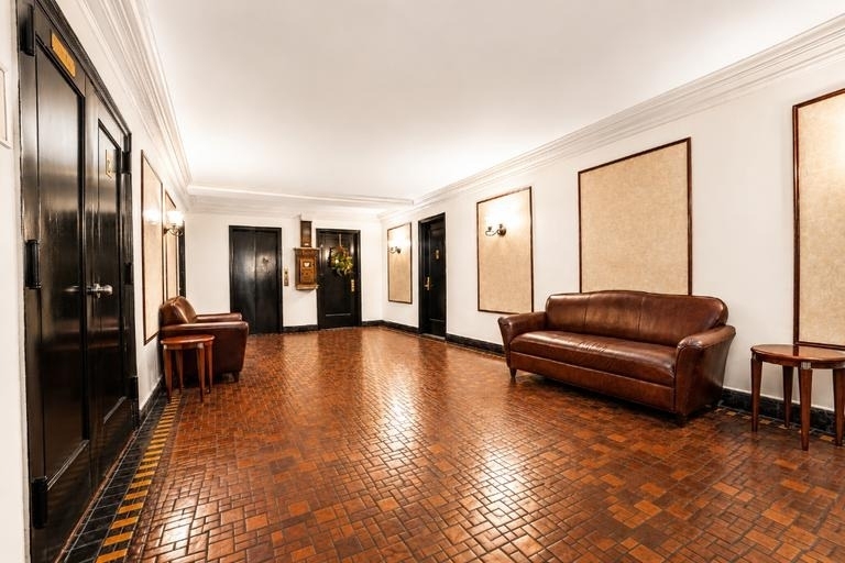 900 W End Avenue - Photo 4