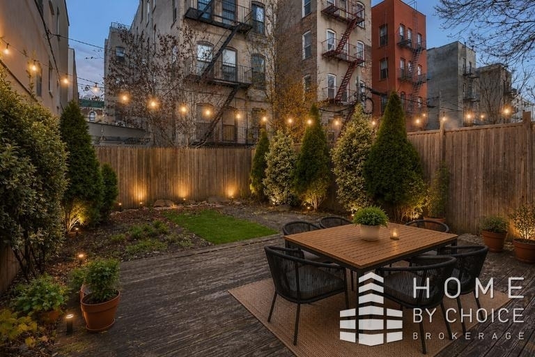 841 Dekalb Avenue - Photo 1