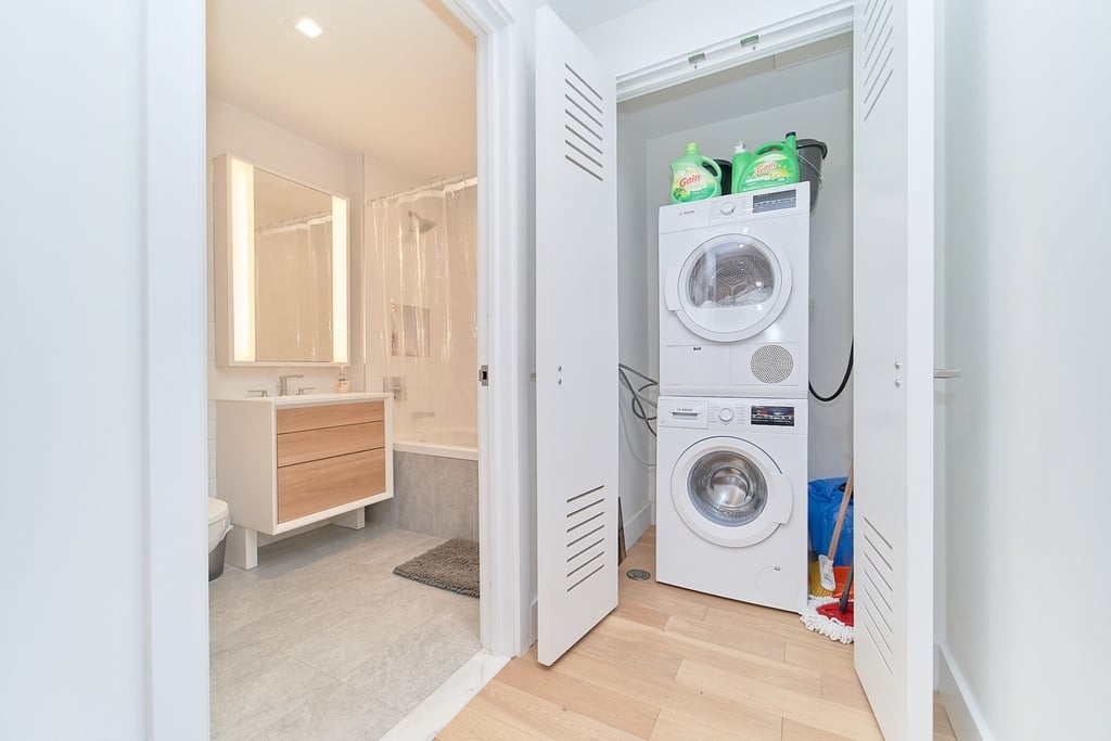 264 Webster Avenue - Photo 5