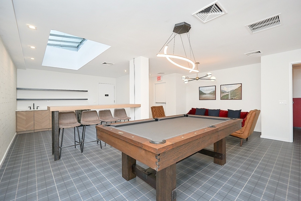 264 Webster Avenue - Photo 14