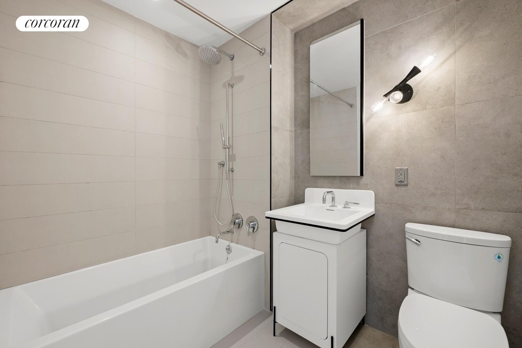 54 Noll Street - Photo 4