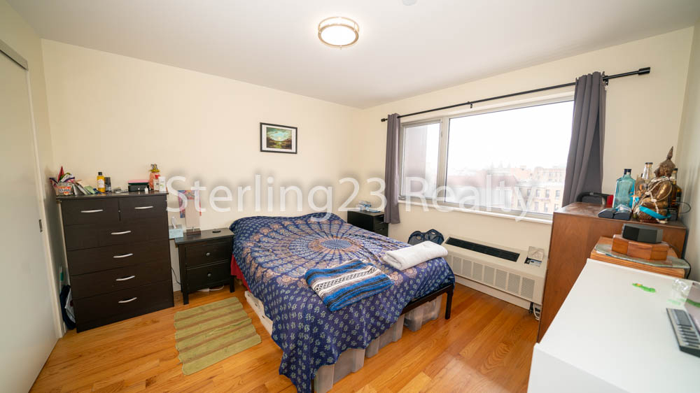 23-15 Astoria Boulevard - Photo 11