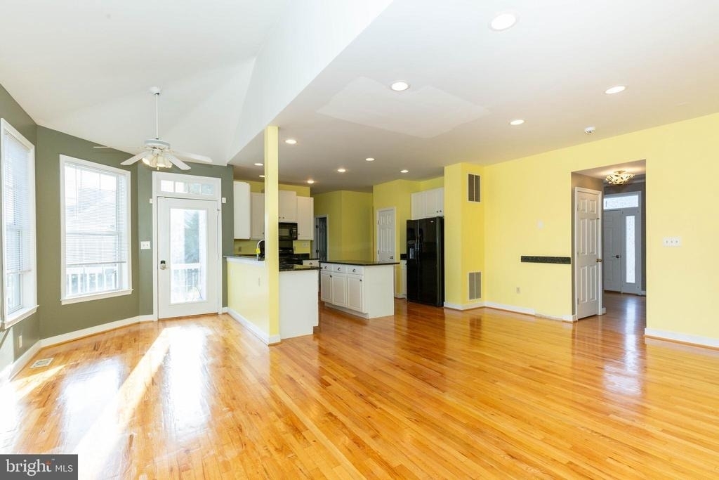 180 Muirfield Court - Photo 14