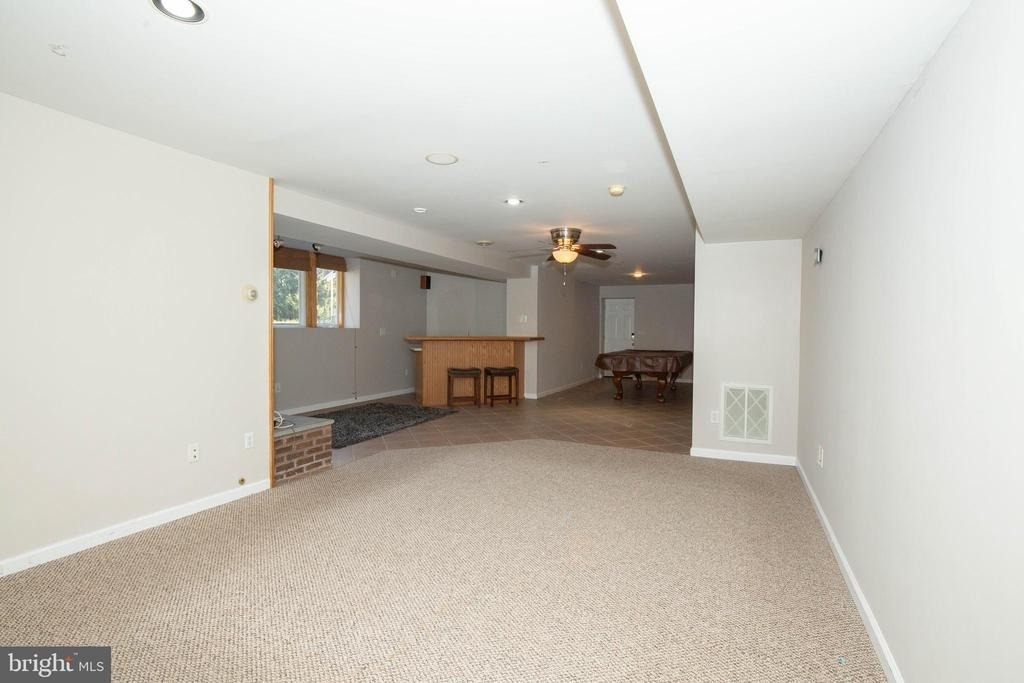 180 Muirfield Court - Photo 45