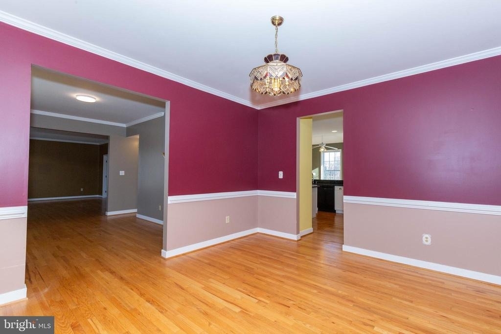 180 Muirfield Court - Photo 10