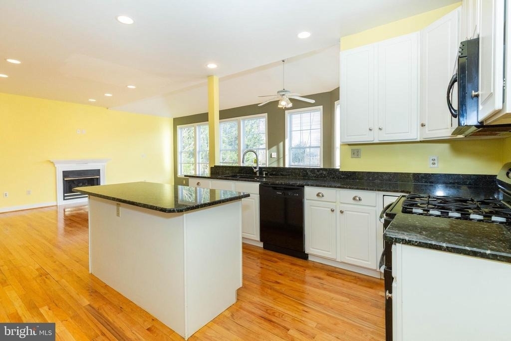 180 Muirfield Court - Photo 15