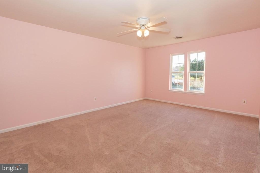180 Muirfield Court - Photo 35