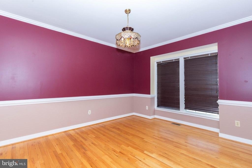 180 Muirfield Court - Photo 11