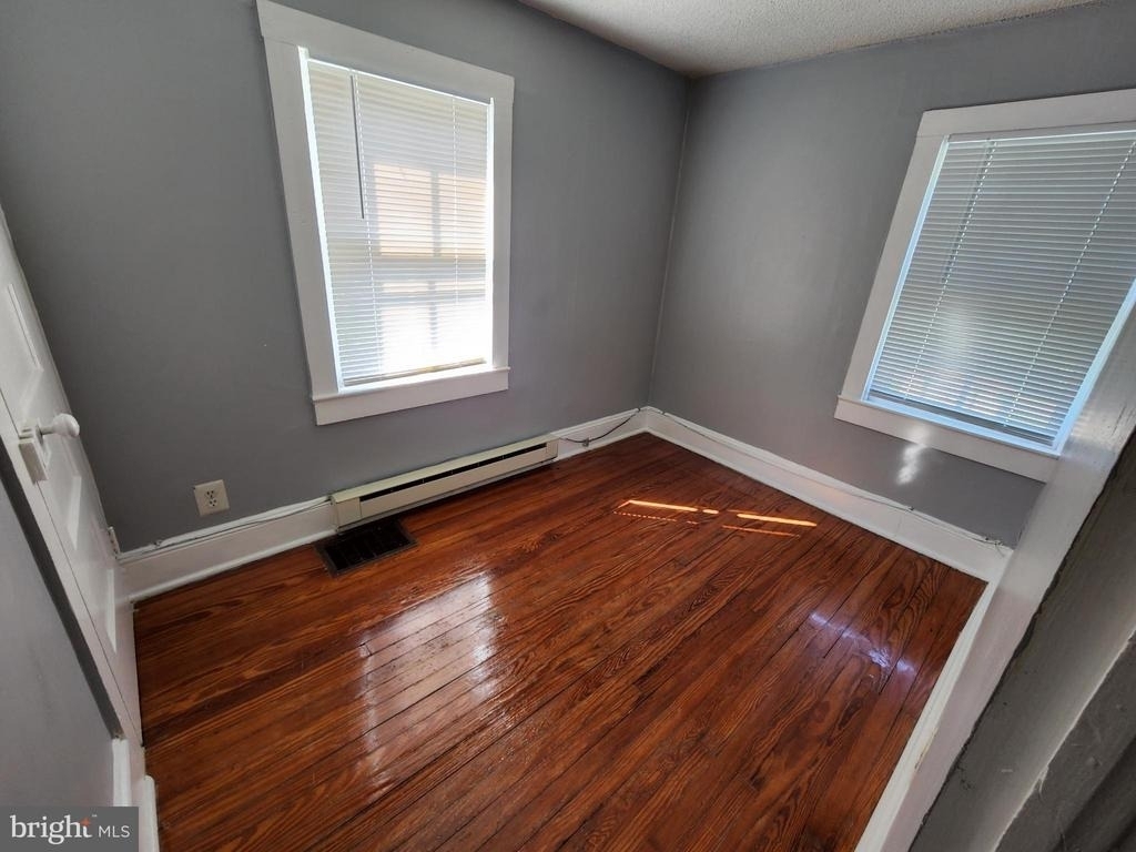 105 George Street N - Photo 8