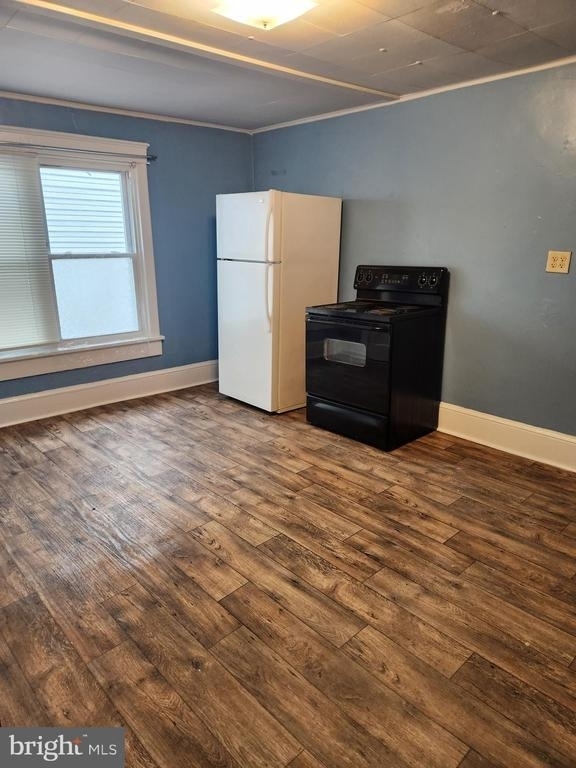 229 Porter Avenue - Photo 3