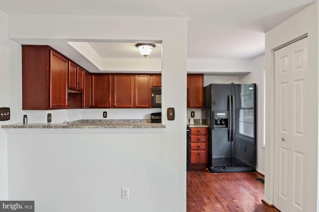 302 Ridgecrest Court - Photo 4