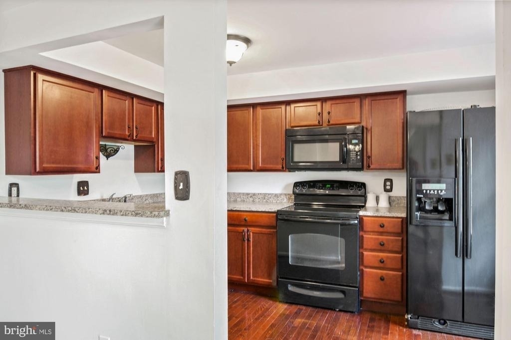 302 Ridgecrest Court - Photo 3