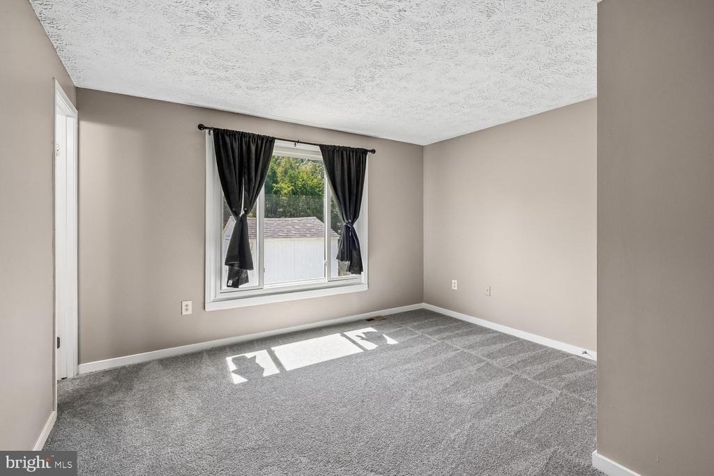11106 Huntington Woods Circle - Photo 5