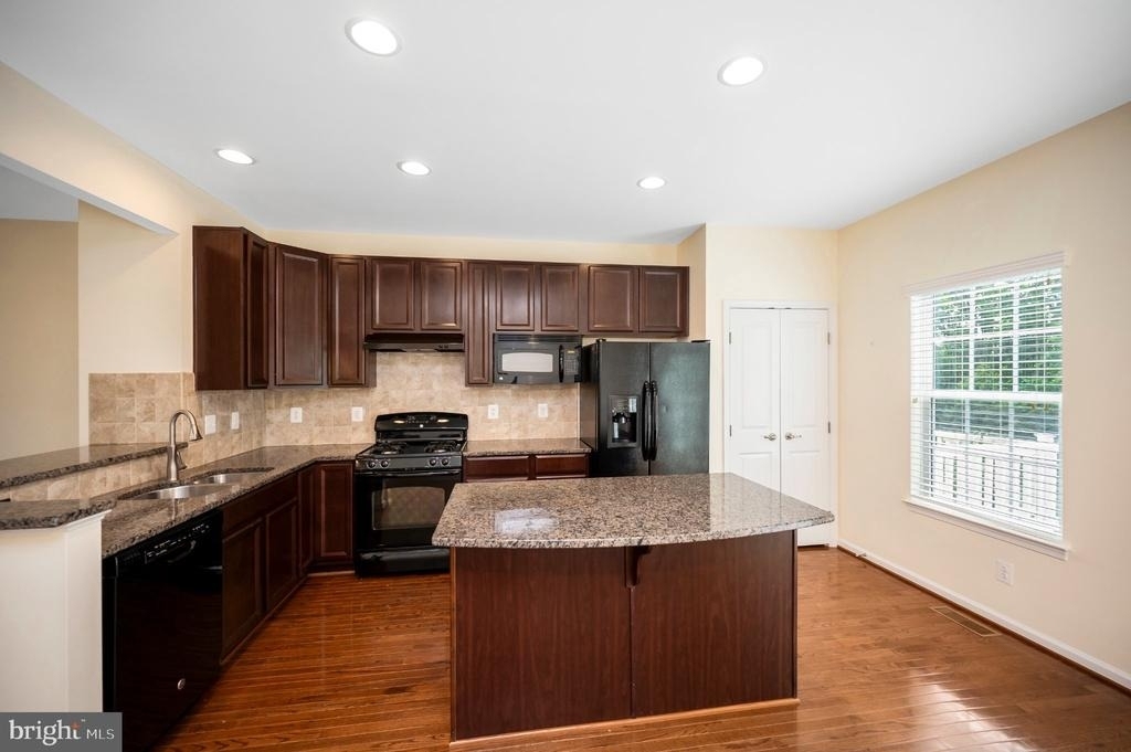 4604 Alliance Way - Photo 5
