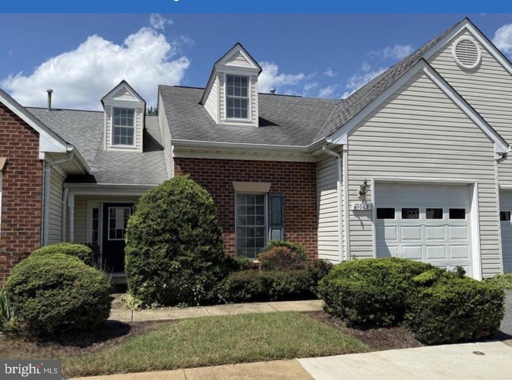 11002 Jaguar Court - Photo 0