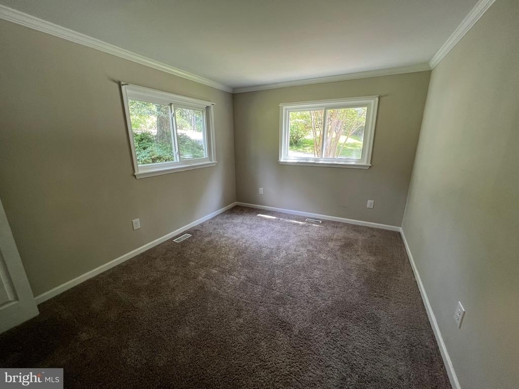 18402 Cedar Drive - Photo 4