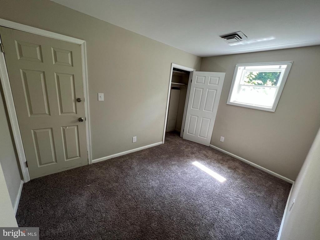18402 Cedar Drive - Photo 7