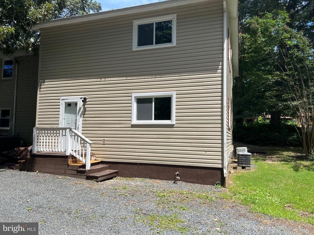18402 Cedar Drive - Photo 0