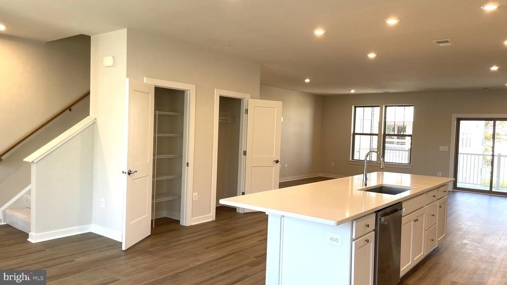 223 B Park Central Terrace - Photo 10