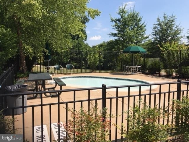 15518 Toddsbury Lane - Photo 43