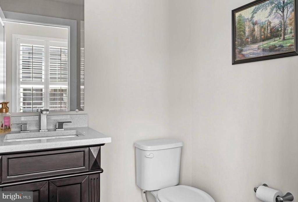 43386 Whitehead Terrace - Photo 19