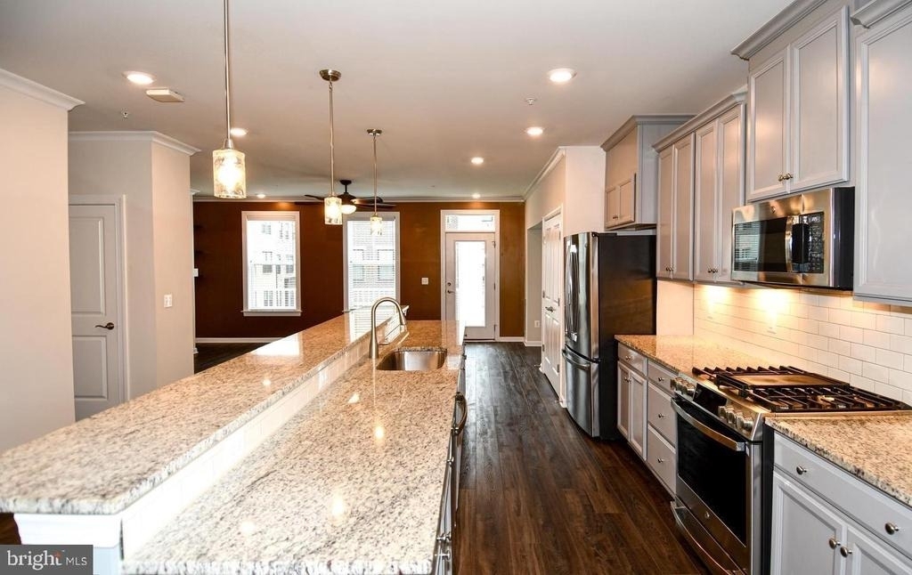 20739 Heron Landing Drive - Photo 10