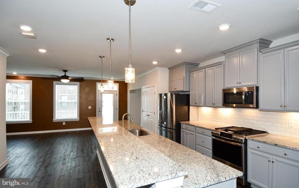 20739 Heron Landing Drive - Photo 11