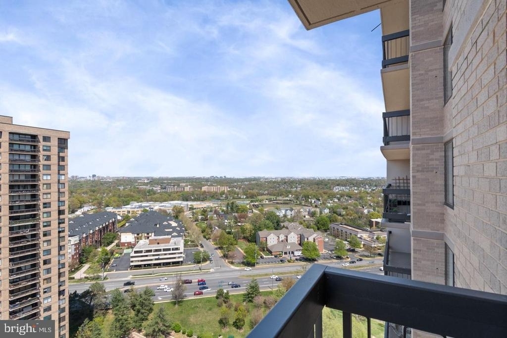 3705 S George Mason Drive - Photo 17