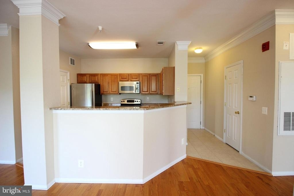 1550 Spring Gate Drive - Photo 3