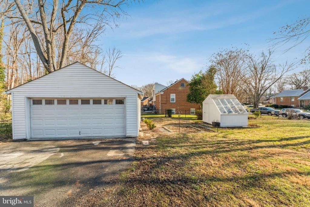 5424 Ferndale Street - Photo 30