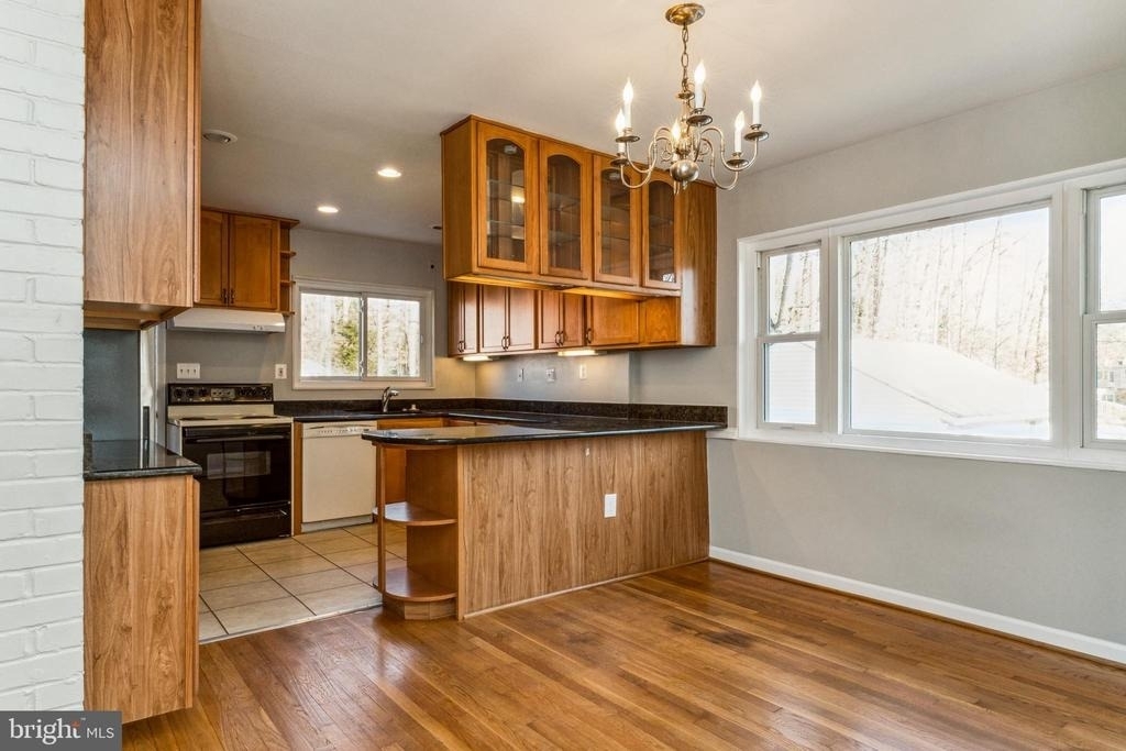 5424 Ferndale Street - Photo 12