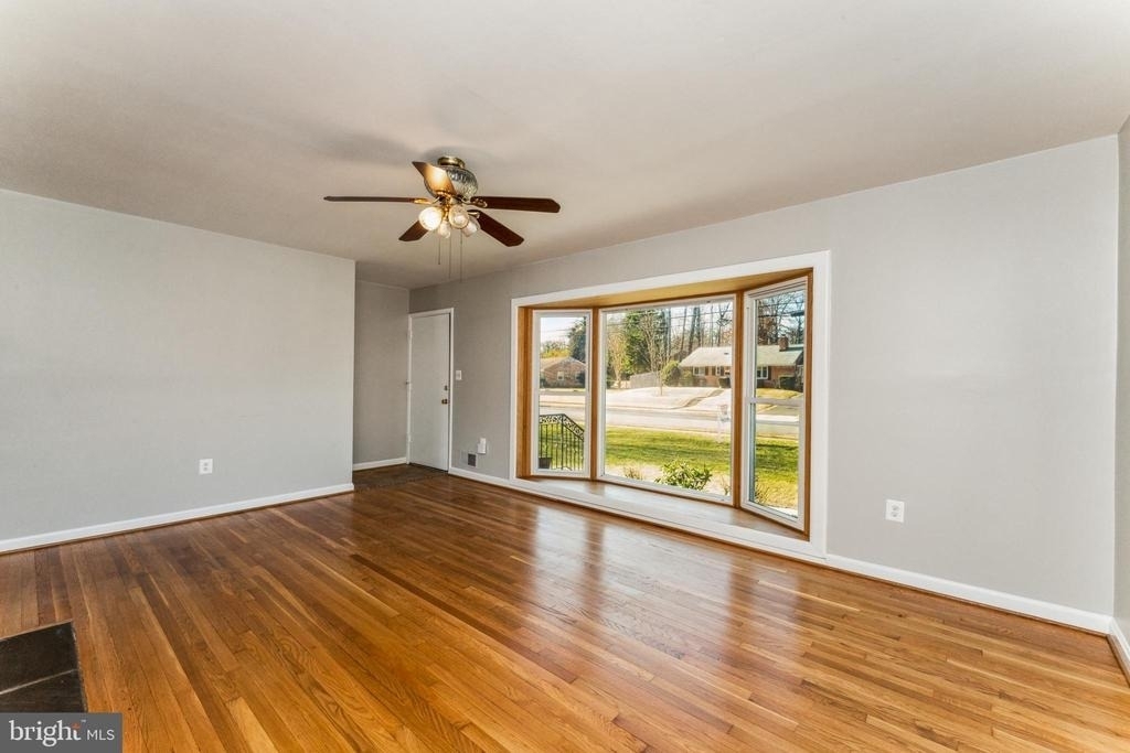 5424 Ferndale Street - Photo 5