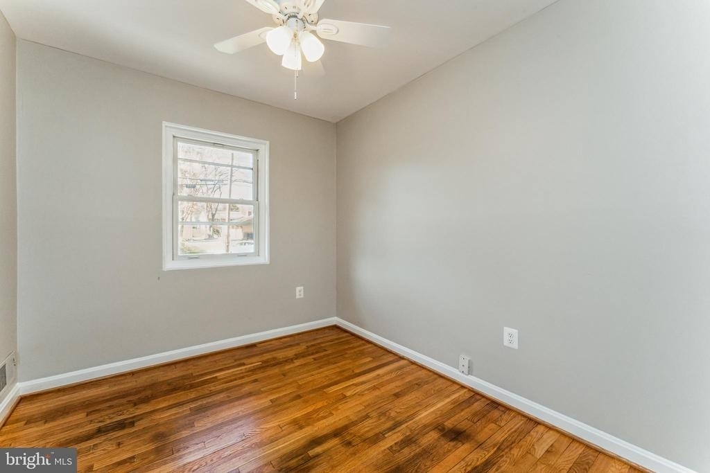 5424 Ferndale Street - Photo 11