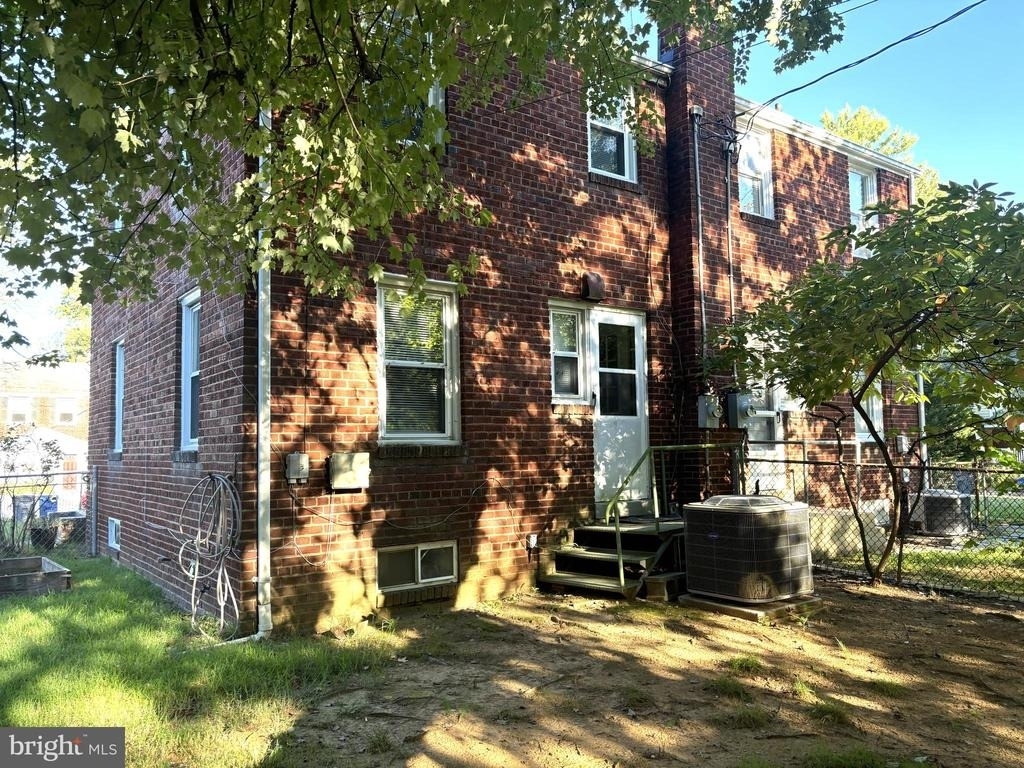 2856 Fairhaven Avenue - Photo 16