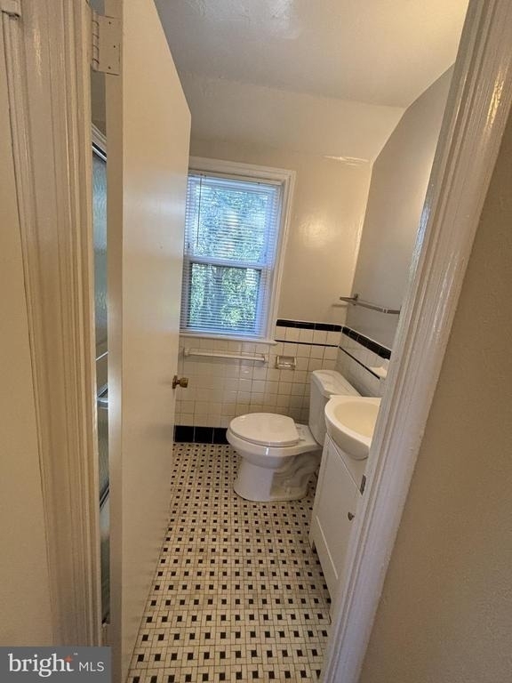 2856 Fairhaven Avenue - Photo 11