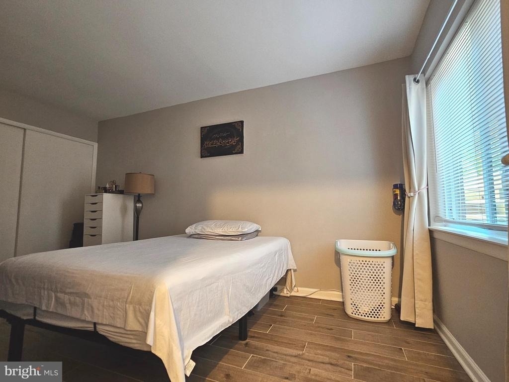 2493 Glengyle Drive - Photo 12