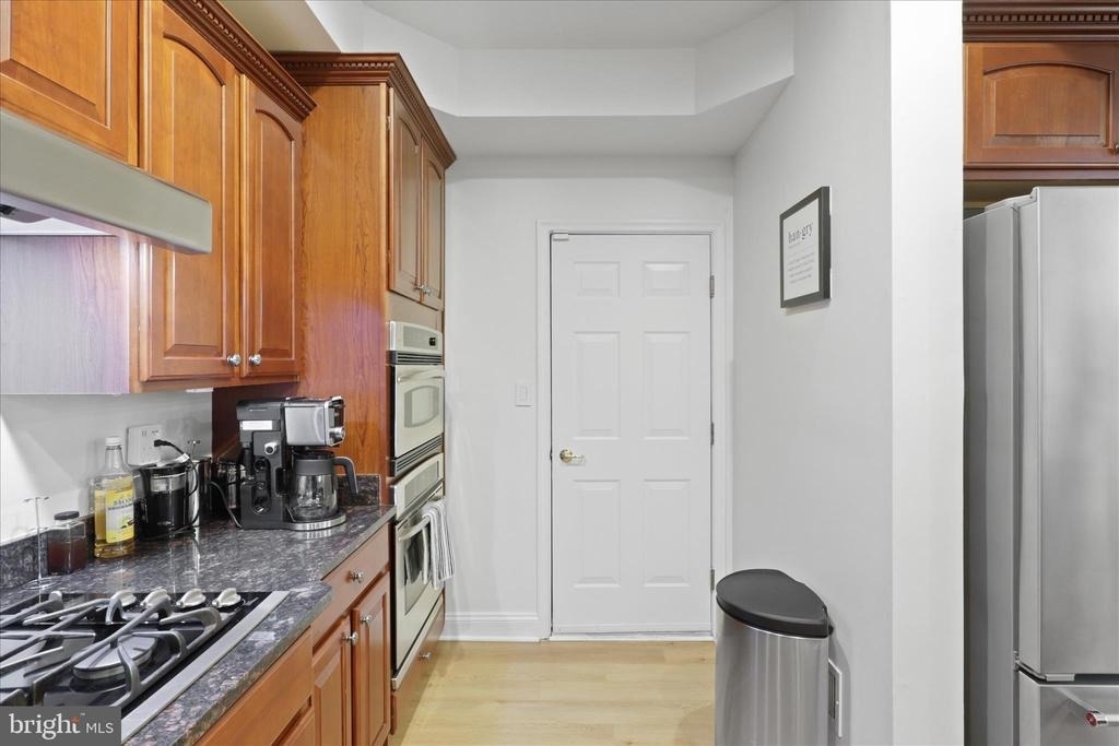 7124 Huntley Creek Place - Photo 10