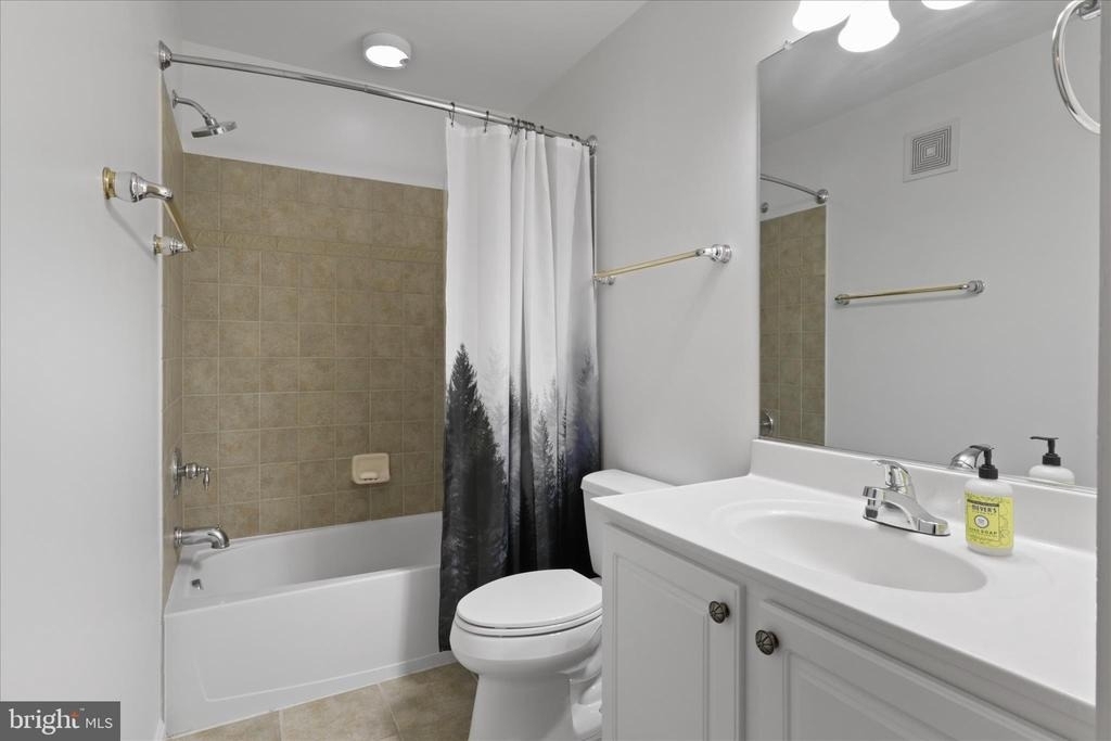 7124 Huntley Creek Place - Photo 12