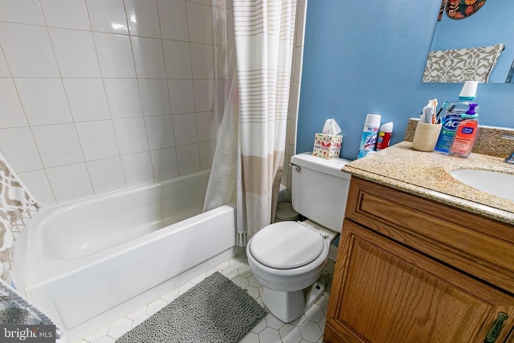 10208 Bushman Drive - Photo 18