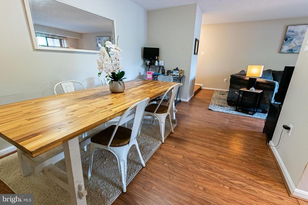 10208 Bushman Drive - Photo 14