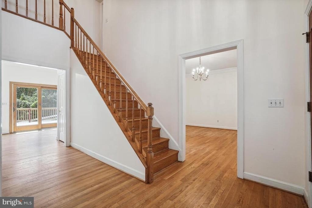 72 Erin Drive - Photo 5