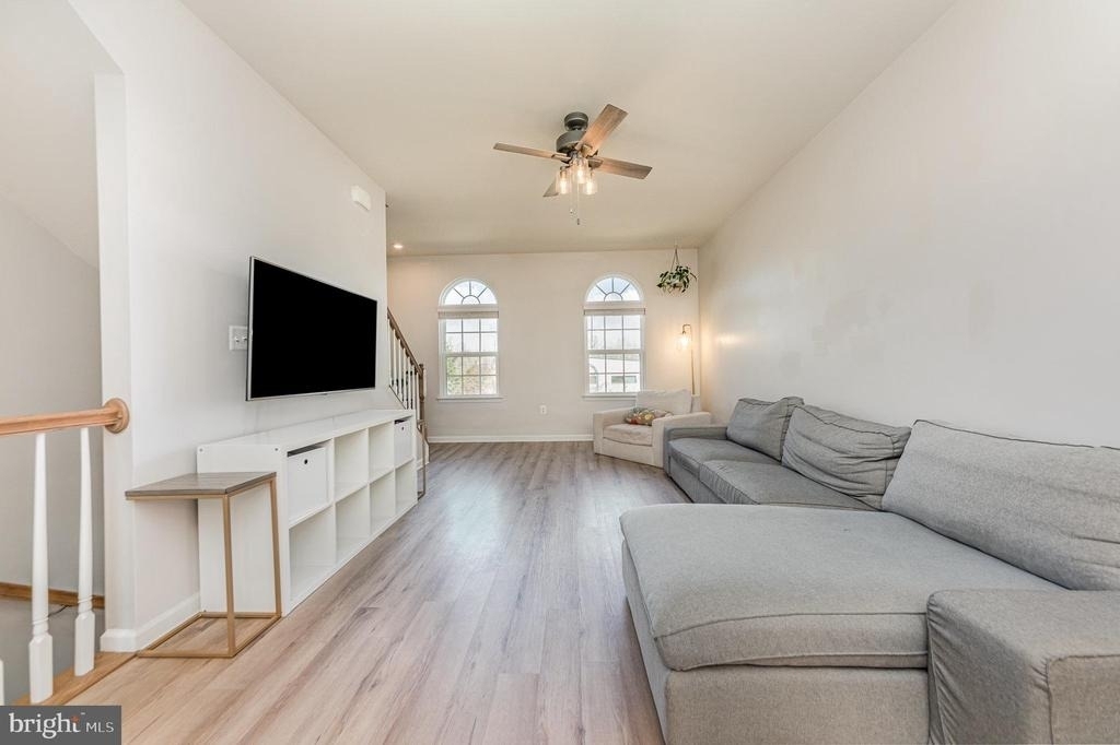 1208 Alum Spring Road - Photo 3