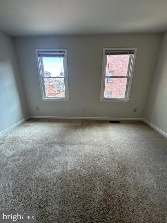 529 Colecroft Court - Photo 10