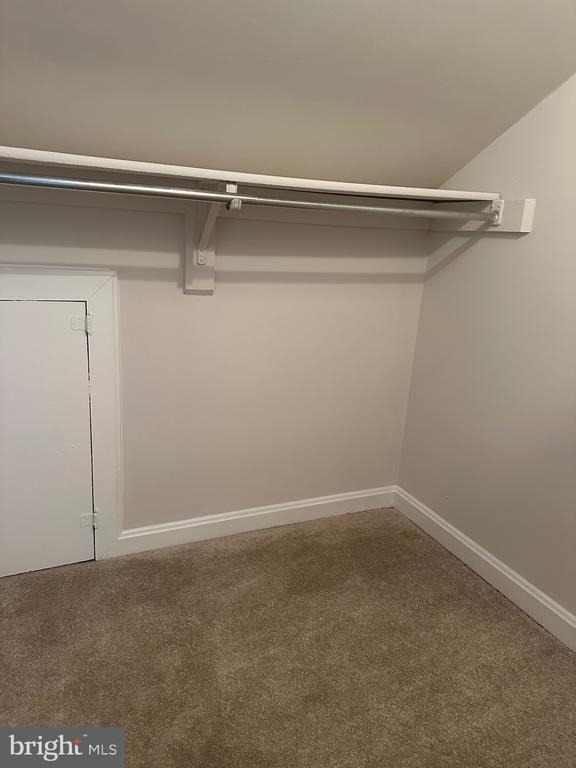 529 Colecroft Court - Photo 22