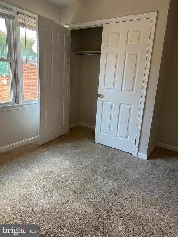 529 Colecroft Court - Photo 15