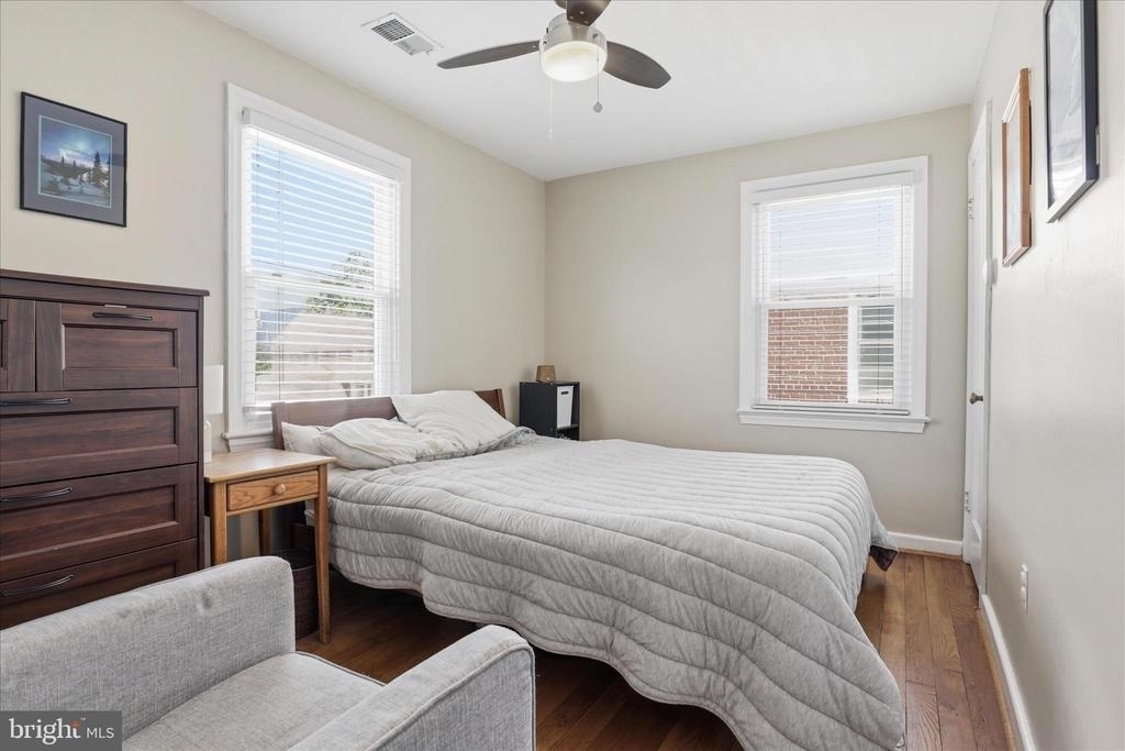 2147 S Oakland Street - Photo 10
