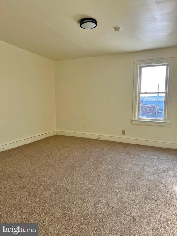 34 N Tremont Street - Photo 5