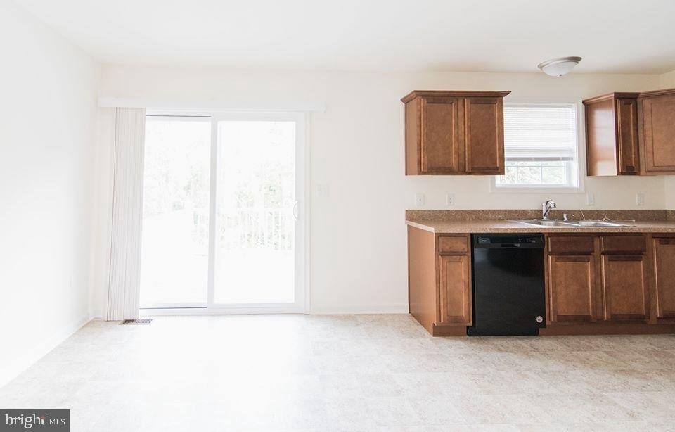 51 Nittany Ct - Photo 5