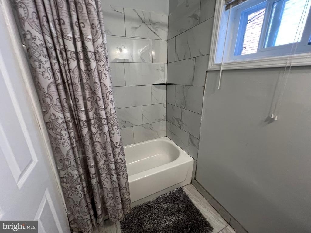 521 S 41st Street - Photo 8