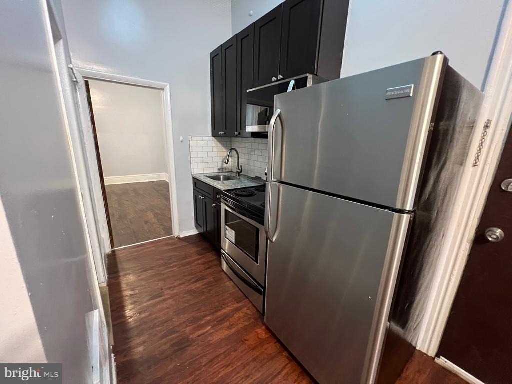 521 S 41st Street - Photo 11